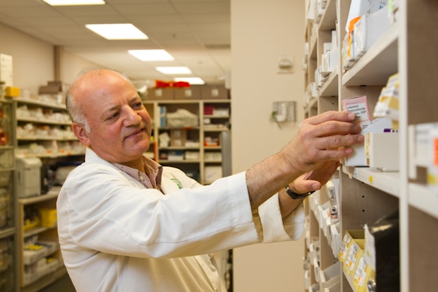 How to Choose the Right Pharmacy for Your Family